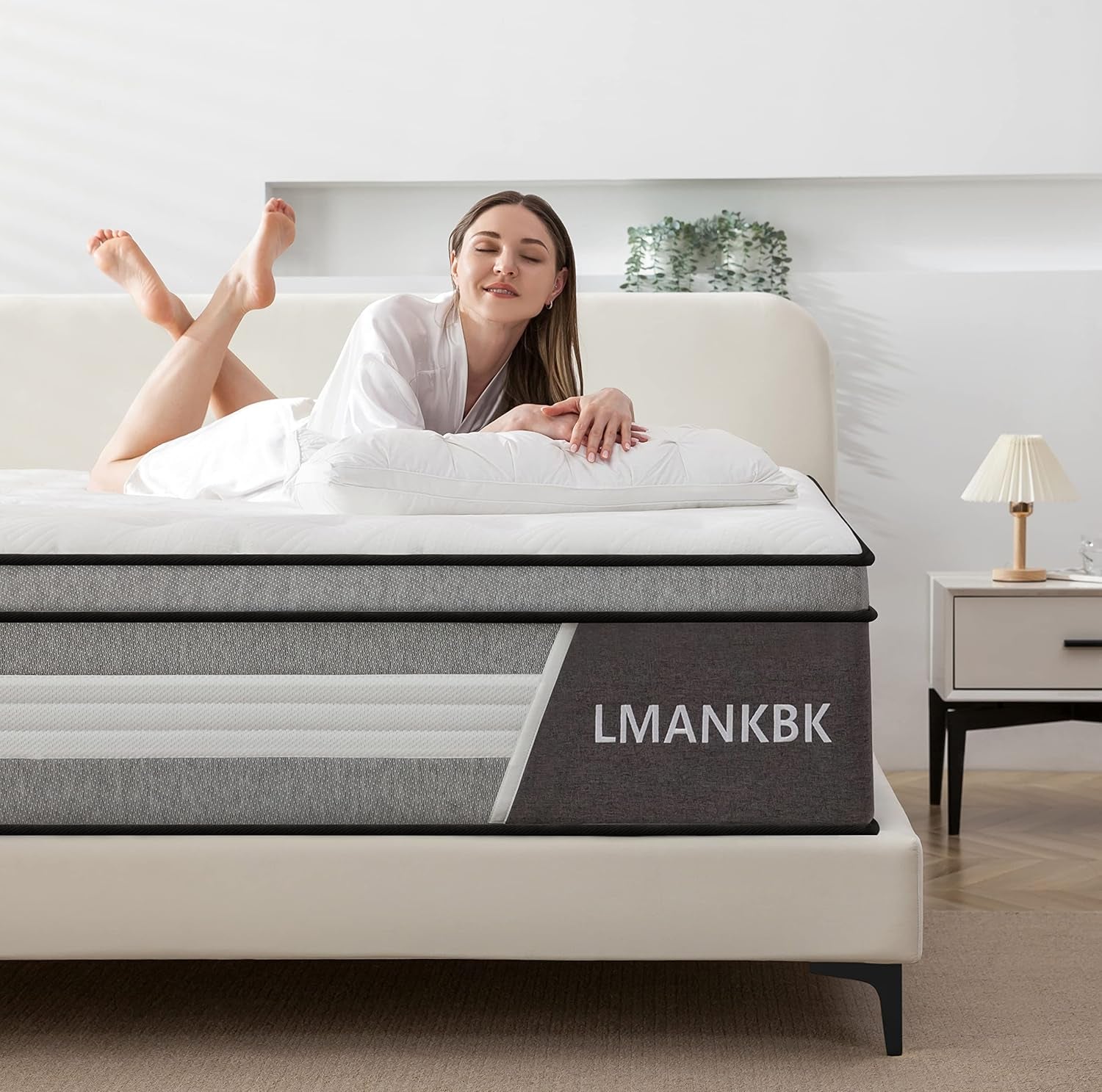 Queen 12 Inch Innerspring Hybrid Mattress for Ultimate Comfort